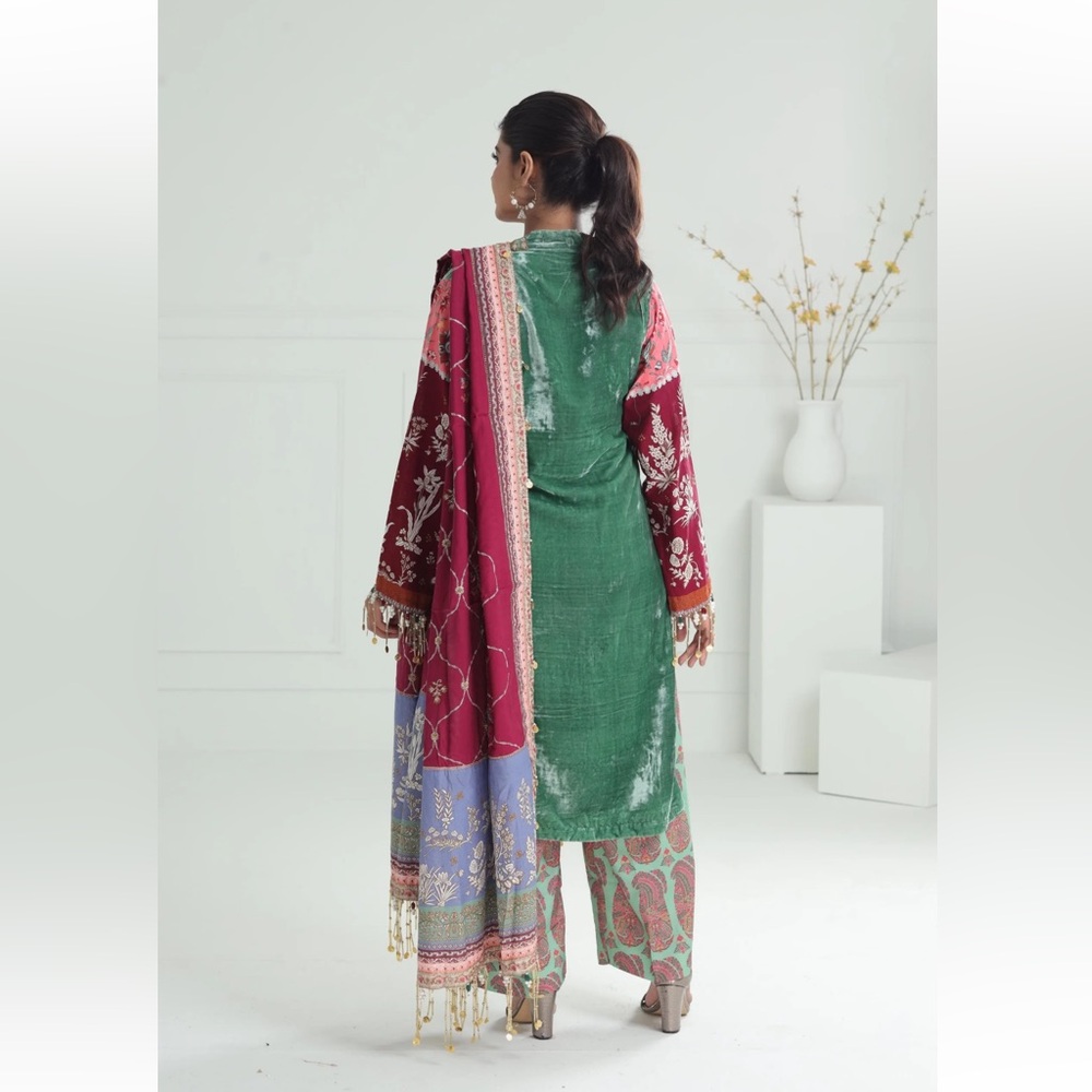 Elegant Multicolor Women's Accessory by Khastarz - Picture 2 of 10